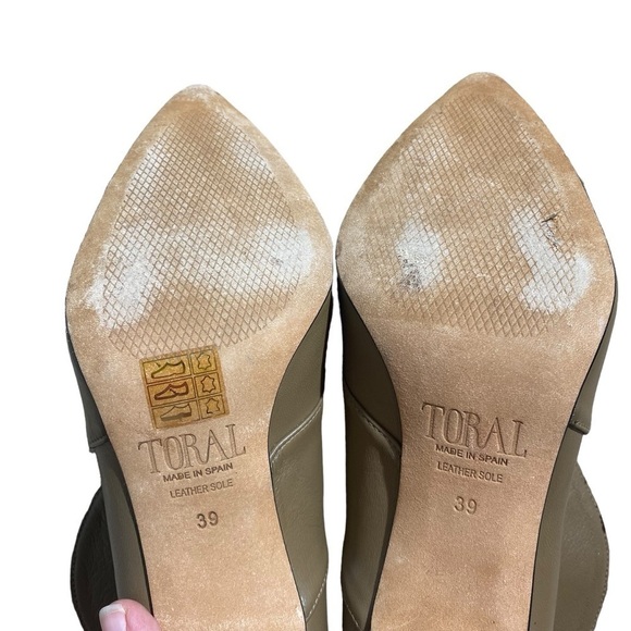 Toral Bootie Sz 39 (8.5 US) Ankle Boot Beige Revolve - Picture 10 of 12